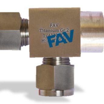 Titanium Female Run Tee Titanium Female Run Tee